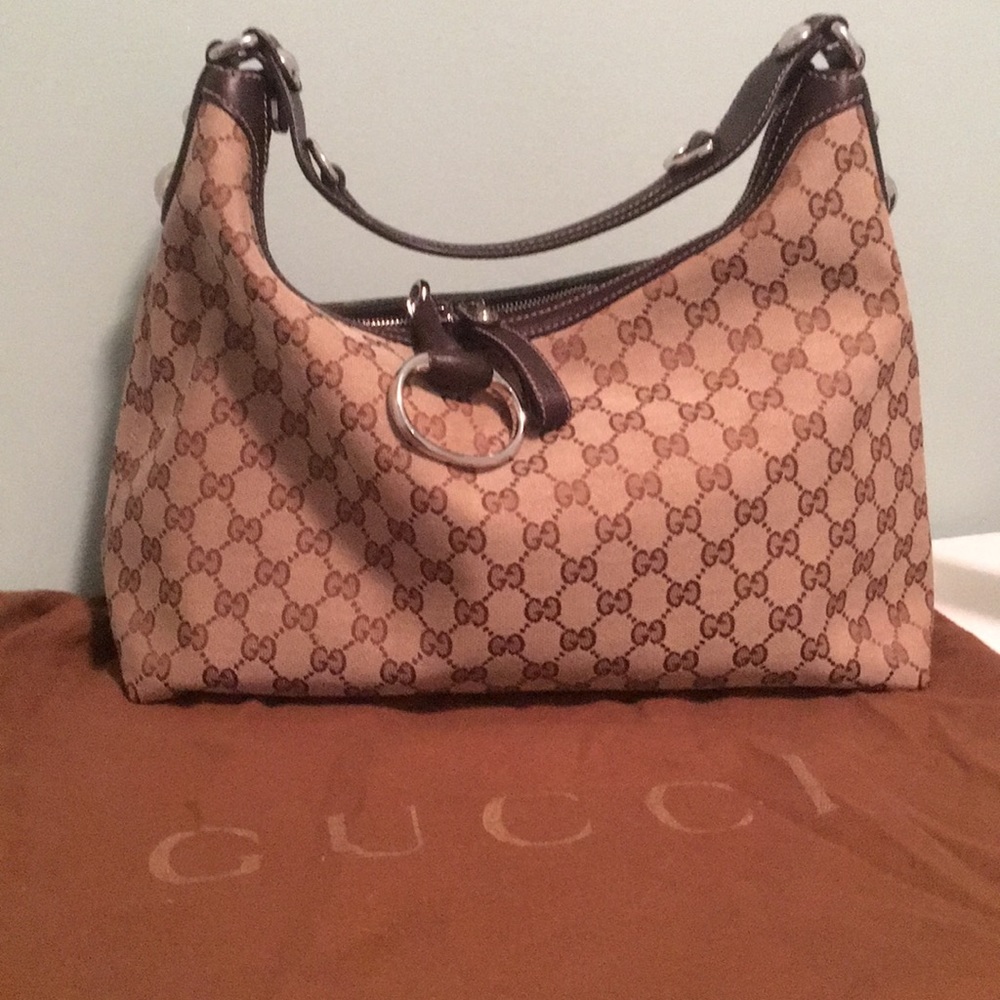 Authentic Gucci Hobo Handbag. - Picture 1 of 5